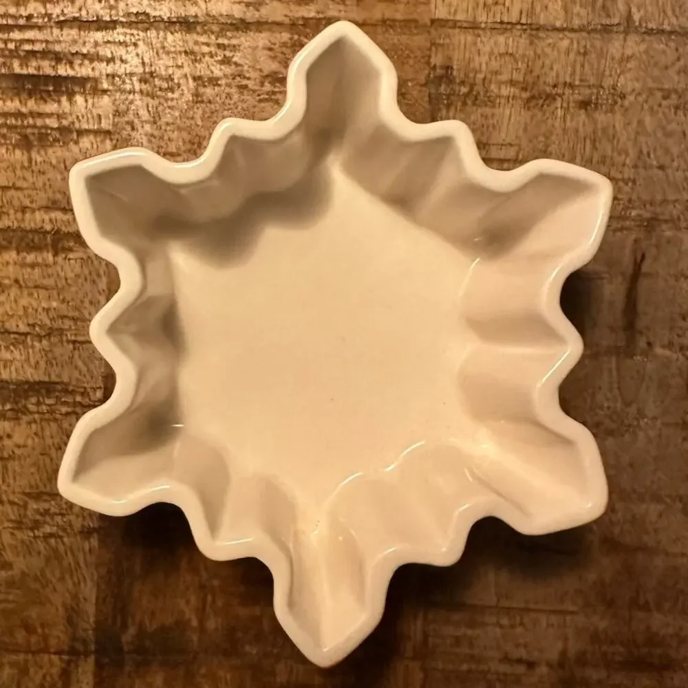 Crate and Barrel pair of red and white ceramic snowflake shape bowls ramekins